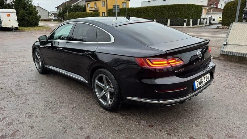 Begagnad 2018 VW Arteon Halvkombi | 259 900 kr (Marknadspris) - Bild 1/4