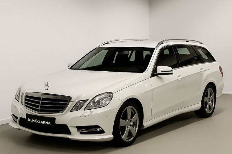 Vit Begagnad 2012 Mercedes E220 Kombi | 104 900 kr (Marknadspris) - Bild 1/3