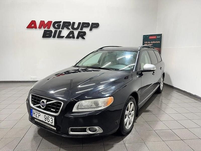 Begagnad Volvo V70 Momentum 200 HK (147 kW) 2008 Svart Kombi