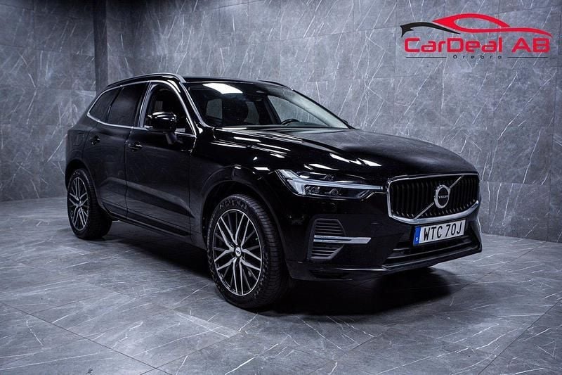 Svart Begagnad 2022 Volvo XC60 Momentum SUV | 299 800 kr (Superpris) - Bild 1/4
