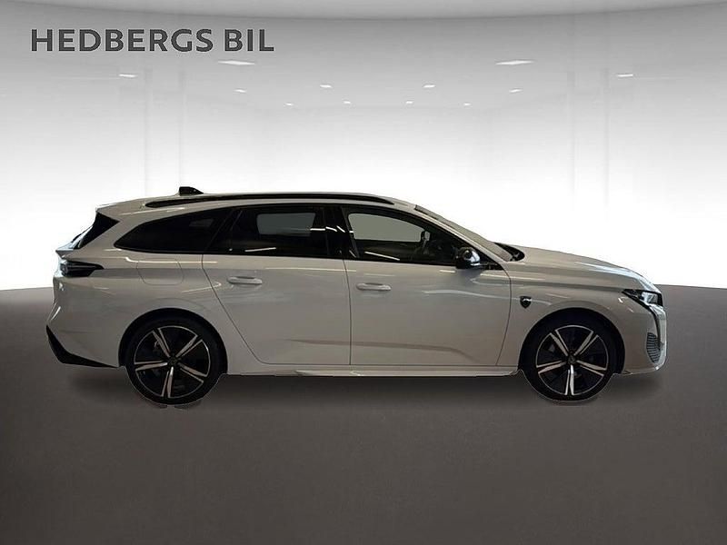 Begagnad Peugeot 308 SW 131 HK (96 kW) 2024 Vit Kombi