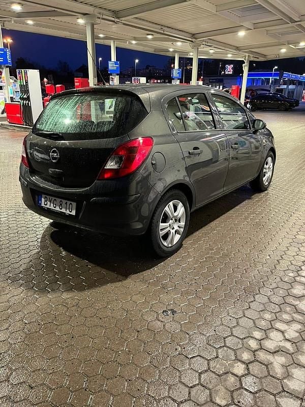 Begagnad Opel Corsa 100 HK (73 kW) 2014 Halvkombi