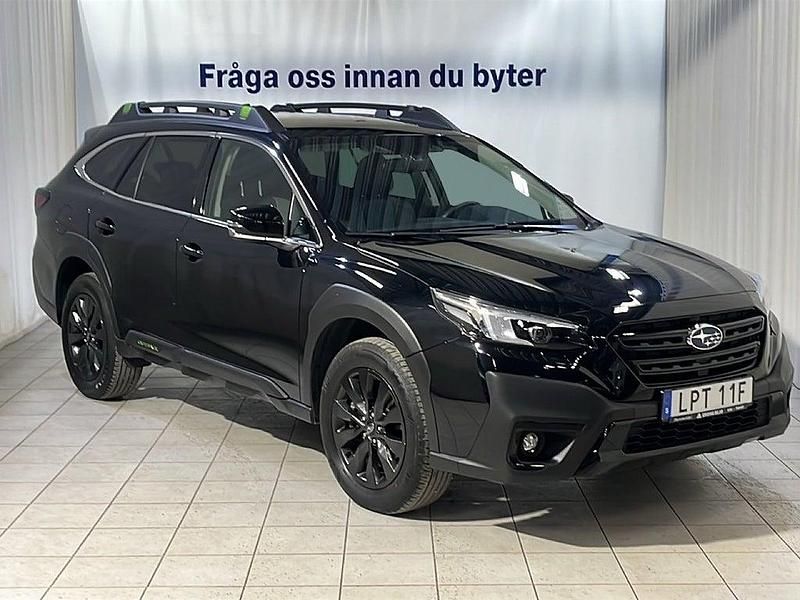Svart Begagnad 2023 Subaru Outback Kombi | 399 000 kr (Marknadspris) - Bild 1/4