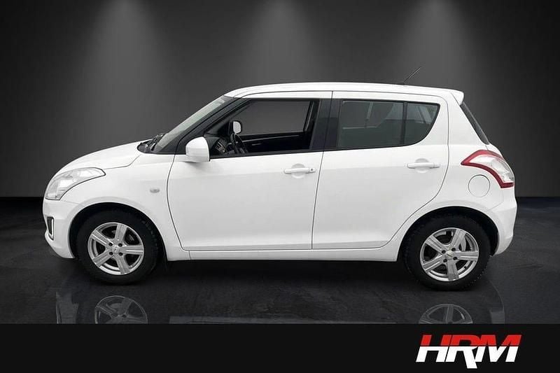 Begagnad Suzuki Swift Comfort 94 HK (69 kW) 2016 Vit Halvkombi