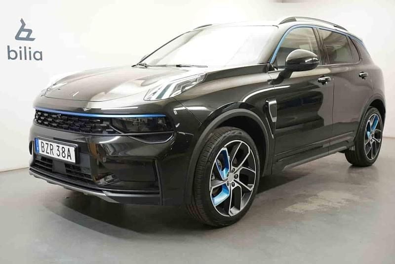 Svart Begagnad 2022 Lynk & Co 01 SUV | 294 900 kr - Bild 1/1