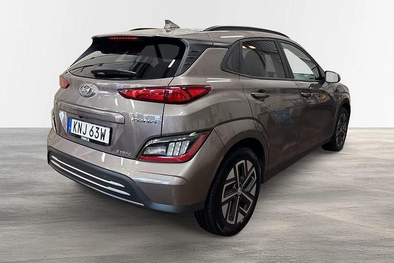 Begagnad Hyundai Kona 152 kW (207 HK) 2022 Brun SUV