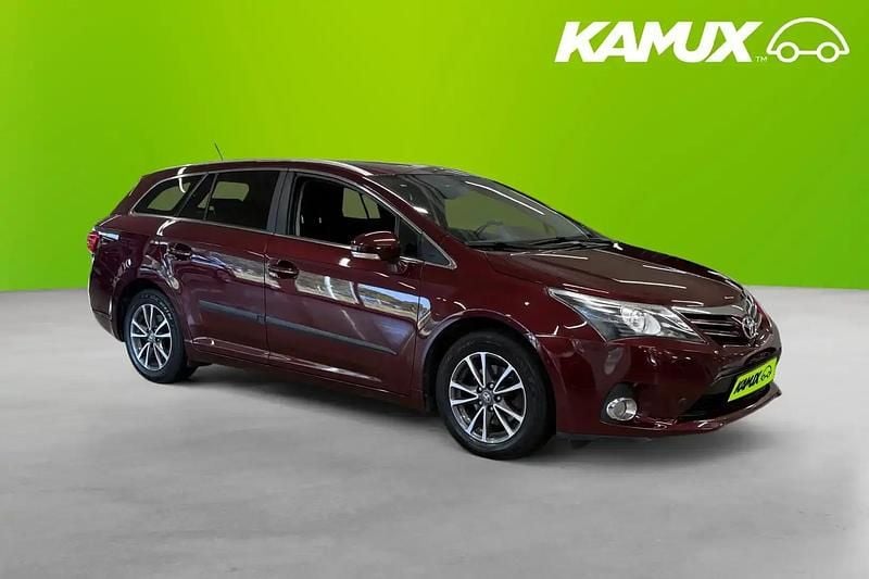 Röd Begagnad 2012 Toyota Avensis Kombi | 109 800 kr (Marknadspris) - Bild 1/4
