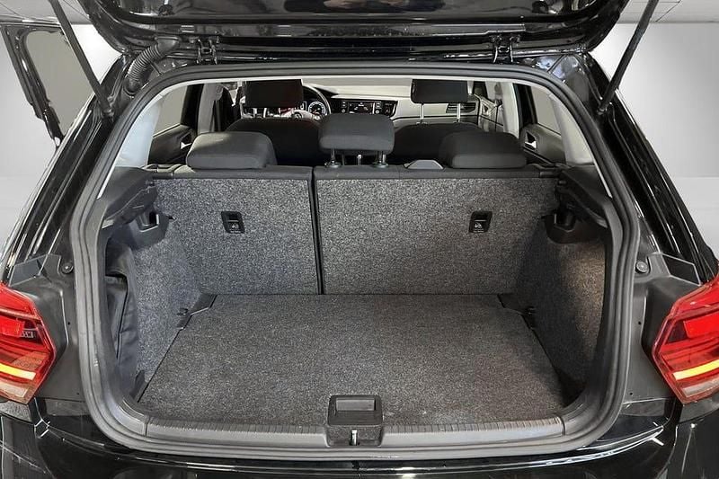 Begagnad VW Polo 95 HK (69 kW) 2018 Svart Halvkombi