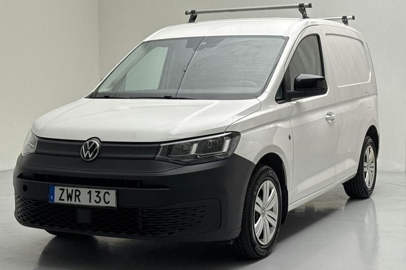Vit Begagnad 2023 VW Caddy Minibuss | 262 990 kr (Marknadspris) - Bild 1/4