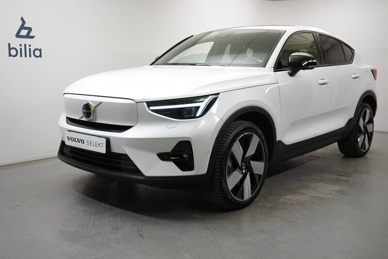 Vit Begagnad 2023 Volvo EC40 Ultimate SUV | 499 900 kr (Dyr) - Bild 1/3