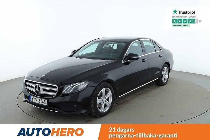 Svart Begagnad 2016 Mercedes E220 Avantgarde Sedan | 259 000 kr (Marknadspris) - Bild 1/4