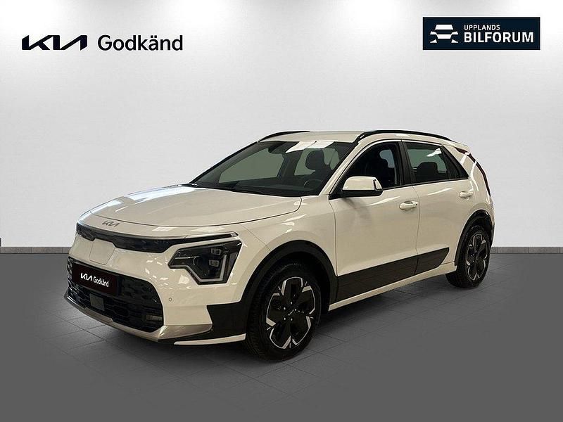 Vit Begagnad 2022 Kia e-Niro SUV | 329 000 kr - Bild 1/4