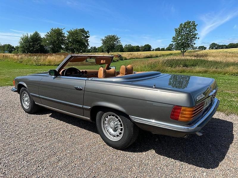 Begagnad Mercedes SL450 224 HK (164 kW) 1975 Mörkgrå Cab