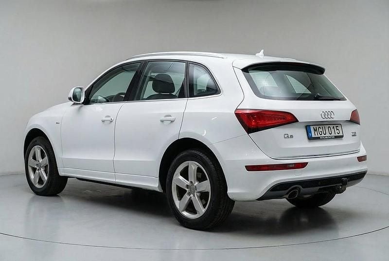 Begagnad Audi Q5 S-Line 190 HK (139 kW) 2016 Vit  ibis white SUV