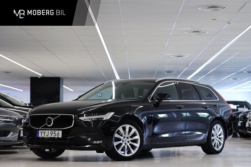 Svart Begagnad 2017 Volvo V90 Momentum Kombi | 209 900 kr (Marknadspris) - Bild 1/3