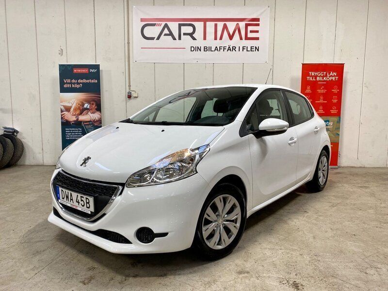 Vit Begagnad 2014 Peugeot 208 Halvkombi | 69 900 kr - Bild 1/4