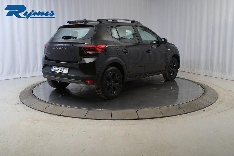 Begagnad Dacia Sandero Stepway 91 HK (66 kW) 2024 Svart Halvkombi