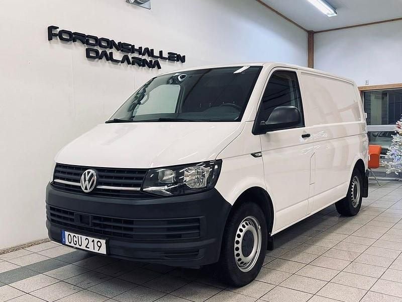 Vit Begagnad 2017 VW T6 Van | 129 900 kr (Bra pris) - Bild 1/4