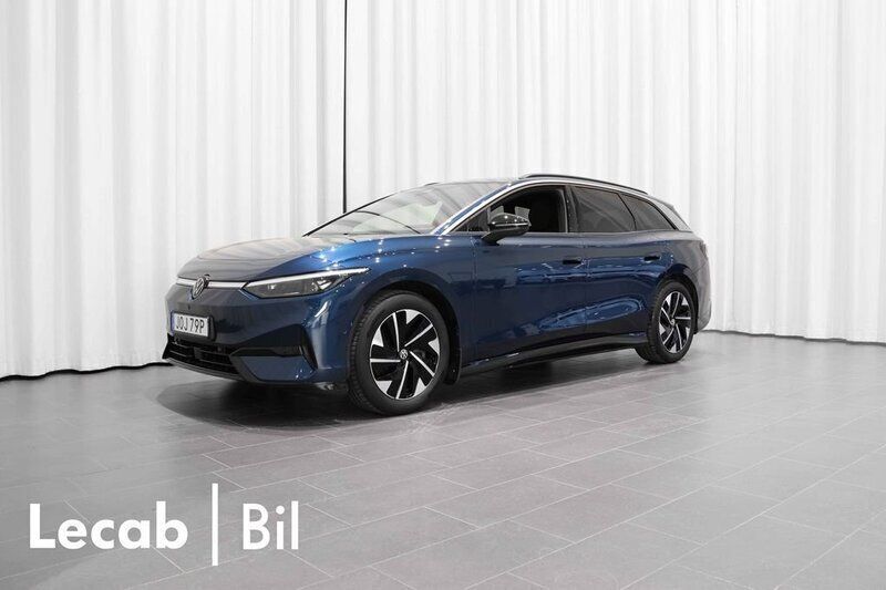 Blå (aquamarine blue metallic) Begagnad 2025 VW ID.7 Pro Sedan | 599 500 kr (Bra pris) - Bild 1/4