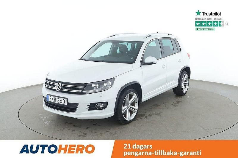 Vit Begagnad 2014 VW Tiguan R-line SUV | 121 000 kr (Marknadspris) - Bild 1/4