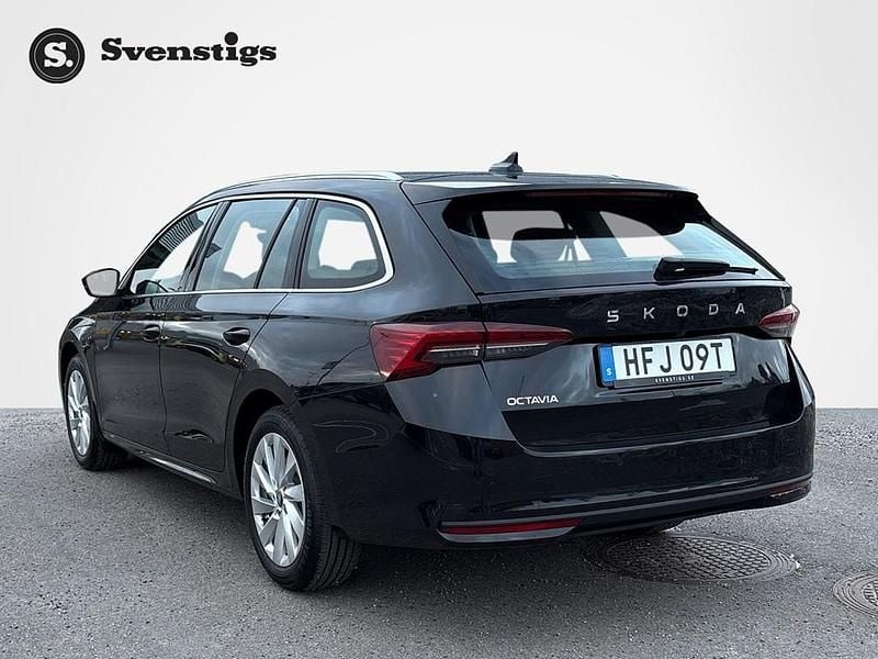 Ny Skoda Octavia 2026 Svart Kombi