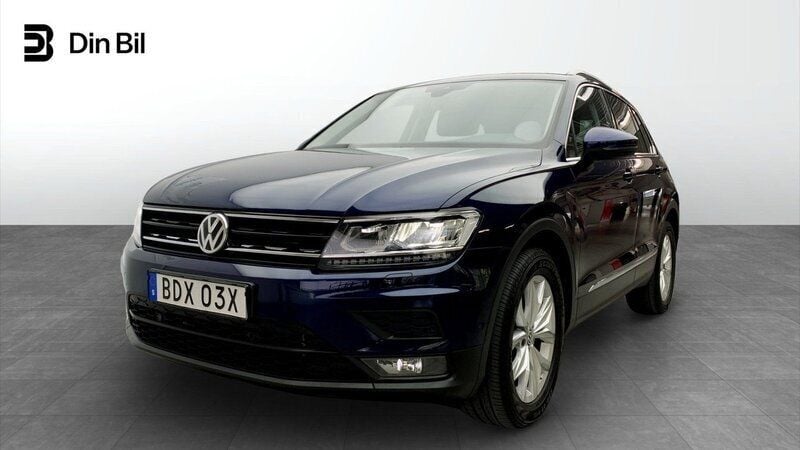 Blå Begagnad 2019 VW Tiguan Executive SUV | 239 900 kr (Bra pris) - Bild 1/4