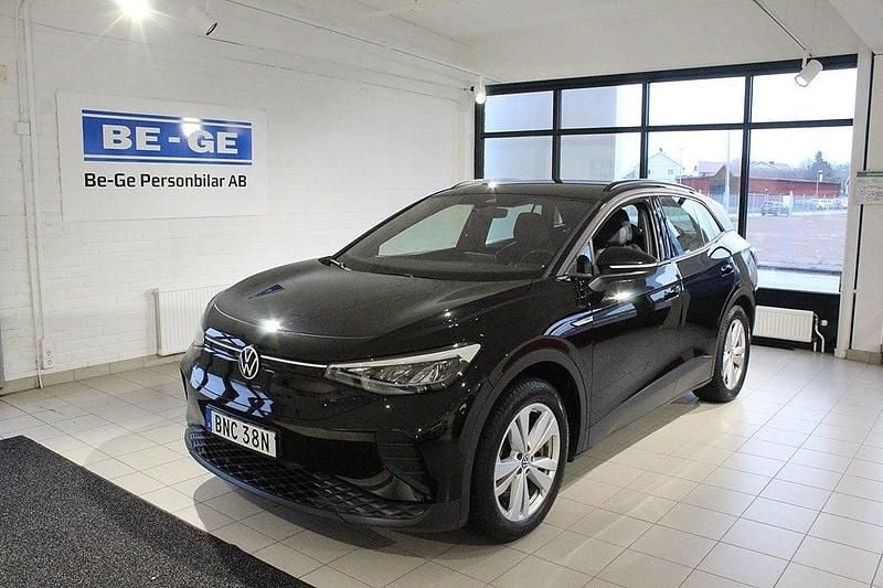 Svart Begagnad 2022 VW ID.4 Pro Performance SUV | 319 900 kr (Marknadspris) - Bild 1/4
