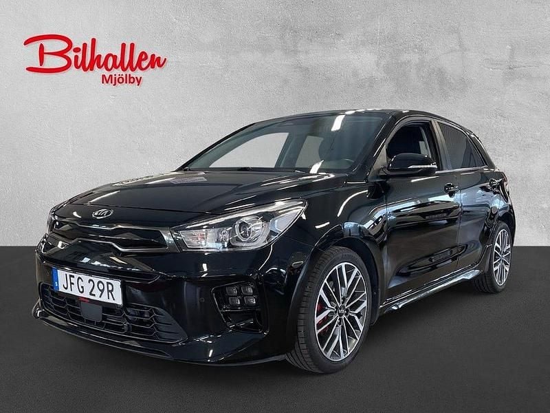 Svart Begagnad 2020 Kia Rio GT-Line Halvkombi | 189 000 kr (Marknadspris) - Bild 1/4