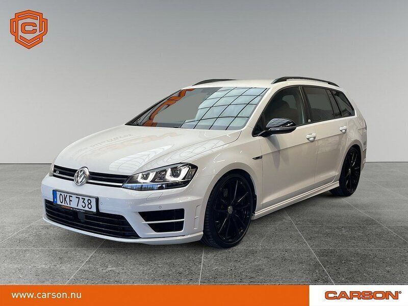 Vit Begagnad 2016 VW Golf VII R Kombi | 319 900 kr - Bild 1/3