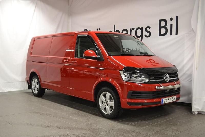 Begagnad VW Transporter 2018 Röd Van