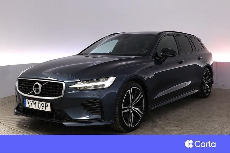 Mörkblå Begagnad 2020 Volvo V60 R-Design Kombi | 351 900 kr (Marknadspris) - Bild 1/4