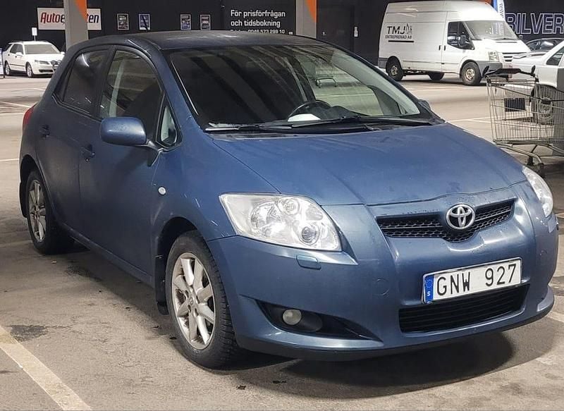 Begagnad 2008 Toyota Auris Halvkombi | 49 000 kr (Marknadspris) - Bild 1/4