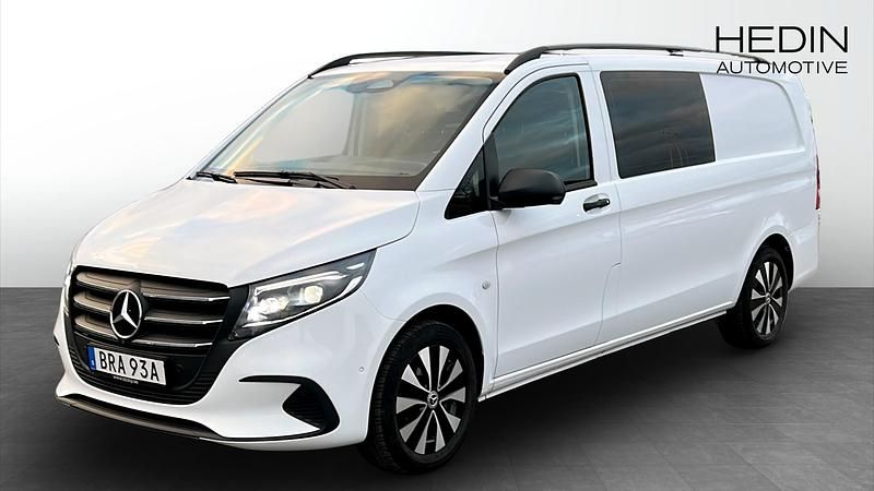 Vit Begagnad 2025 Mercedes Vito Van | 750 000 kr - Bild 1/4