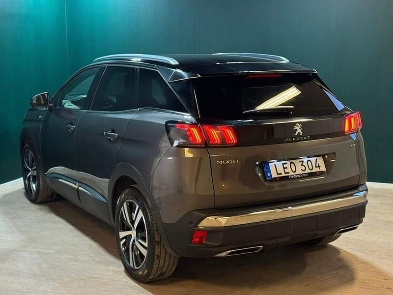 Begagnad Peugeot 3008 GT-line 131 HK (96 kW) 2021 Grå SUV