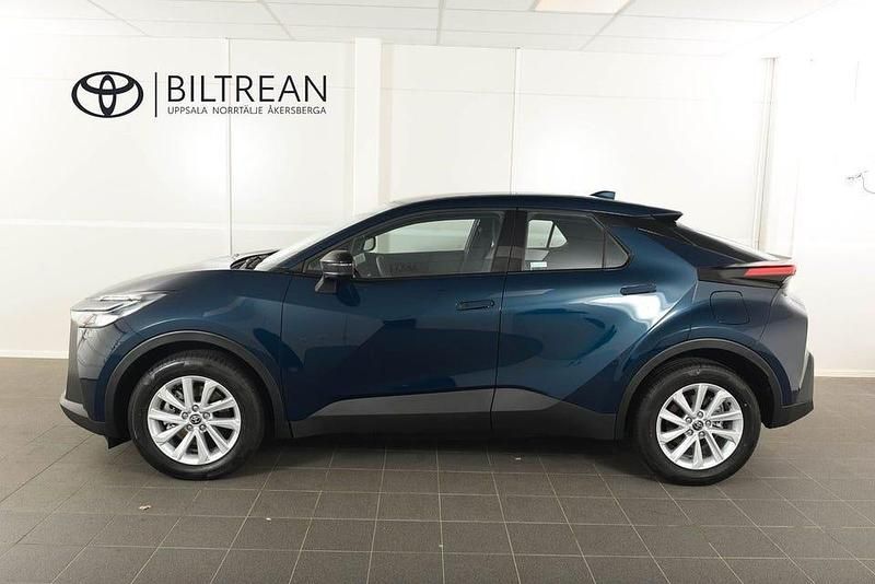 Ny Toyota C-HR 223 HK (164 kW) 2025 Blå SUV