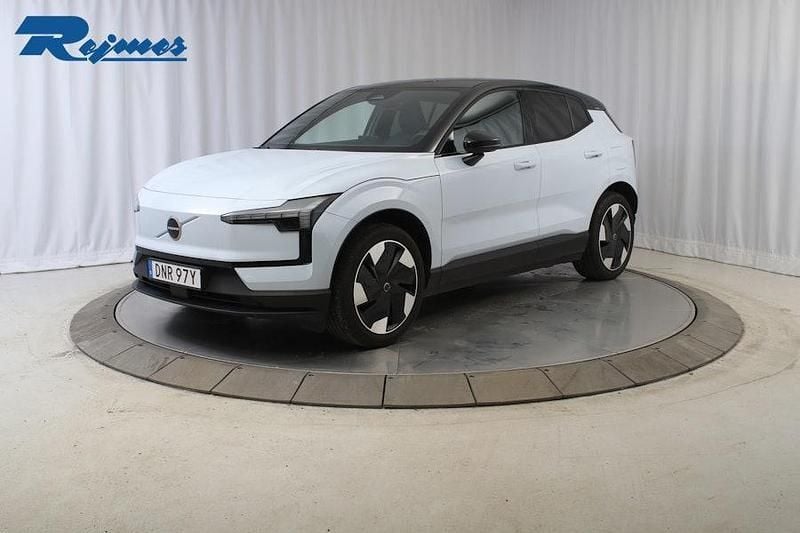 Begagnad Volvo EX30 Single Motor Extended Range 200 kW (272 HK) 2023 Blå SUV