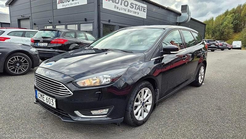 Svart Begagnad 2016 Ford Focus Titanium Kombi | 69 900 kr (Bra pris) - Bild 1/4