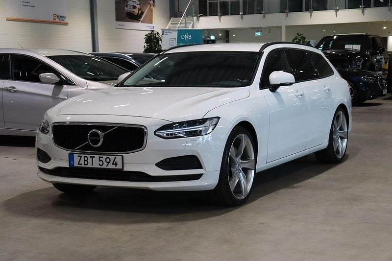 Vit Begagnad 2017 Volvo V90 Kinetic Kombi | 199 900 kr (Marknadspris) - Bild 1/4