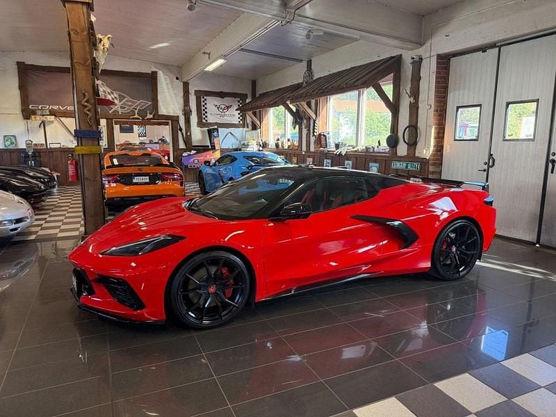 Röd Begagnad 2023 Chevrolet Corvette Stingray Cab | 1 199 000 kr - Bild 1/4