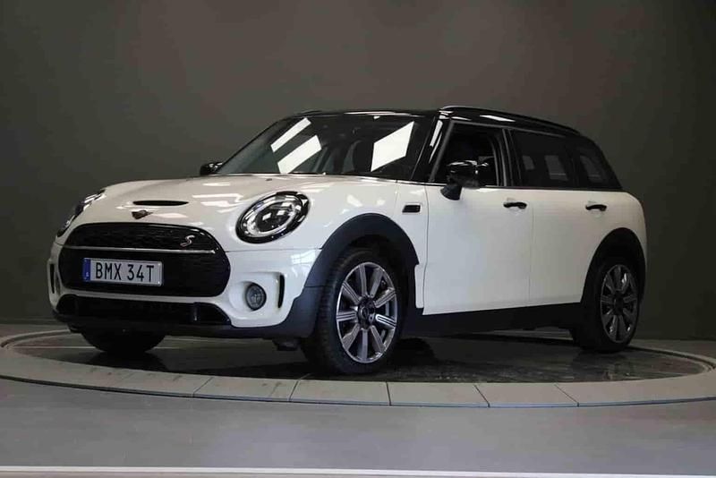 Vit Begagnad 2022 Mini Cooper S Clubman Kombi | 289 000 kr - Bild 1/1