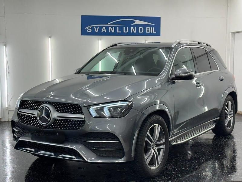 Grå Begagnad 2022 Mercedes GLE350 AMG line SUV | 679 800 kr (Marknadspris) - Bild 1/4