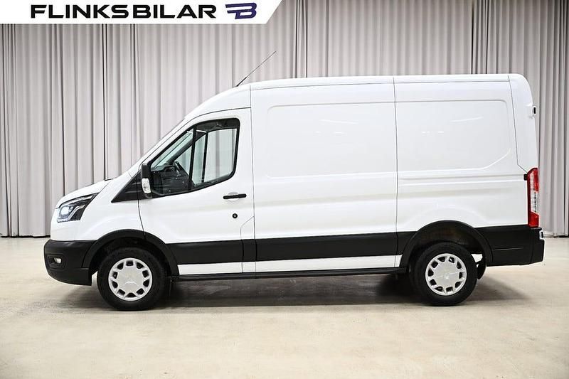 Vit Begagnad 2022 Ford Transit Van | 368 750 kr (Marknadspris) - Bild 1/4