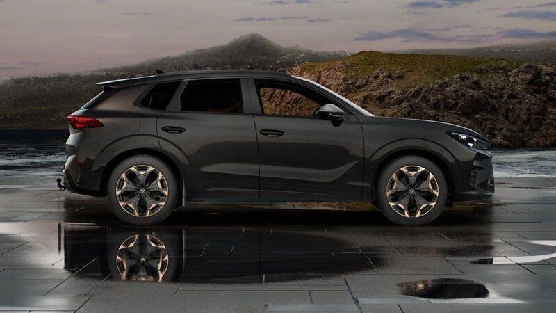 Svart (midnight black metallic) Ny 2025 Cupra Terramar SUV | 492 900 kr (Dyr) - Bild 1/3