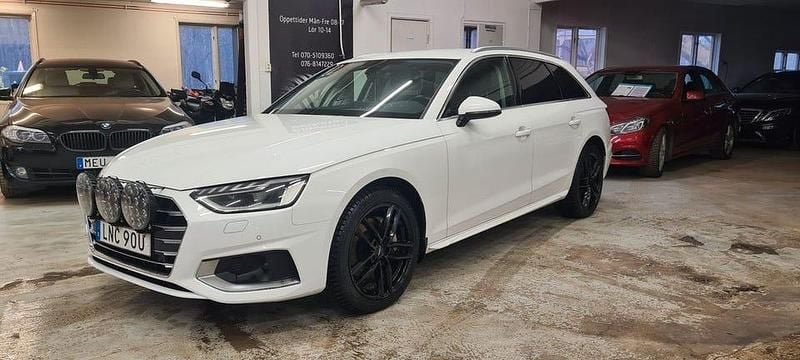 Vit Begagnad 2019 Audi A4 Kombi | 249 400 kr (Marknadspris) - Bild 1/4