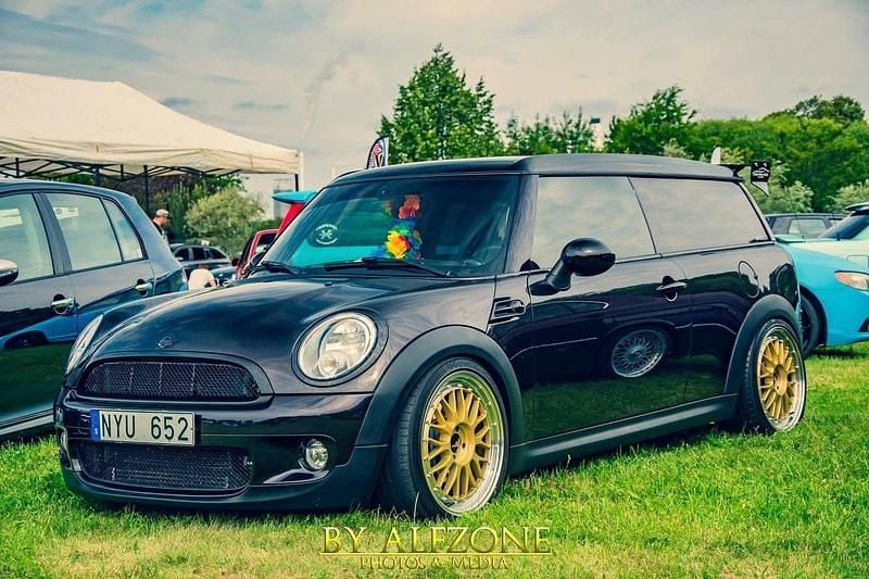 Brun Begagnad 2013 Mini Cooper D Clubman Kombi | 105 000 kr (Dyr) - Bild 1/4