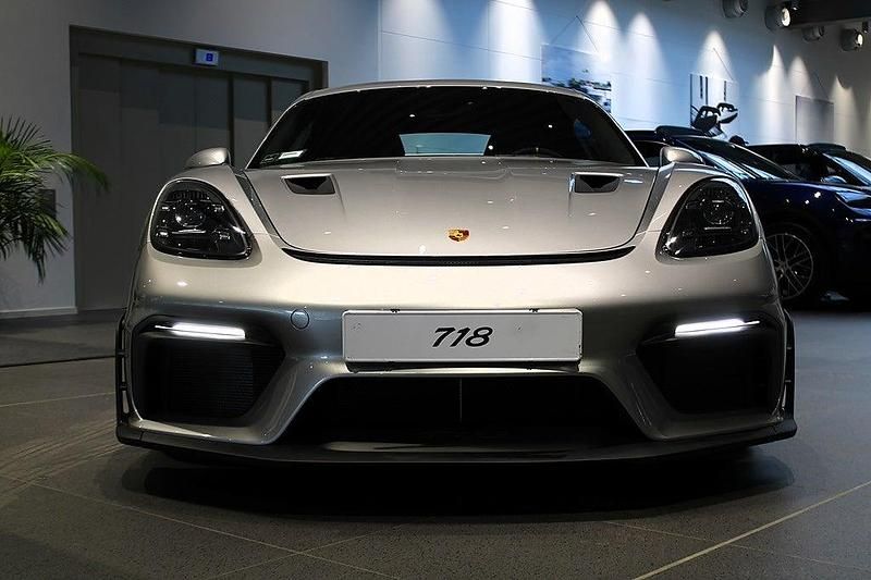 Ny Porsche 718 Cayman GT4 501 HK (368 kW) 2025 Silver Sportkupé