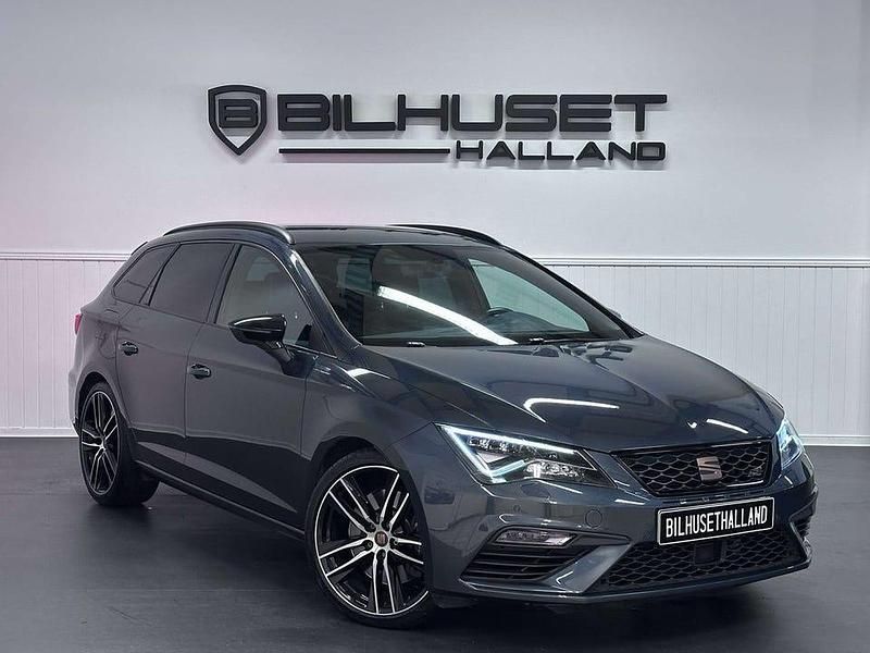 Begagnad Seat Leon ST 4Drive 301 HK (221 kW) 2020 Grå Kombi