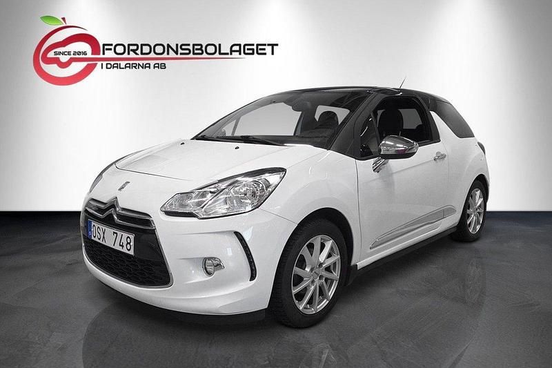 Vit Begagnad 2013 Citroën DS3 Halvkombi | 69 000 kr (Marknadspris) - Bild 1/4