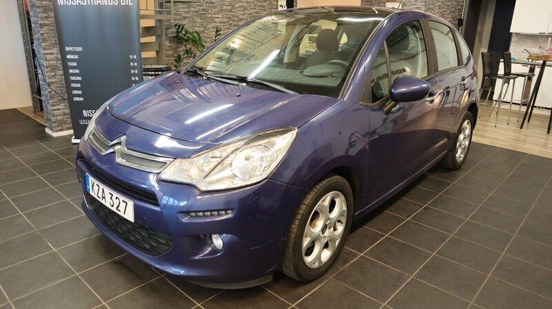 Blå Begagnad 2015 Citroën C3 Halvkombi | 59 900 kr (Marknadspris) - Bild 1/4