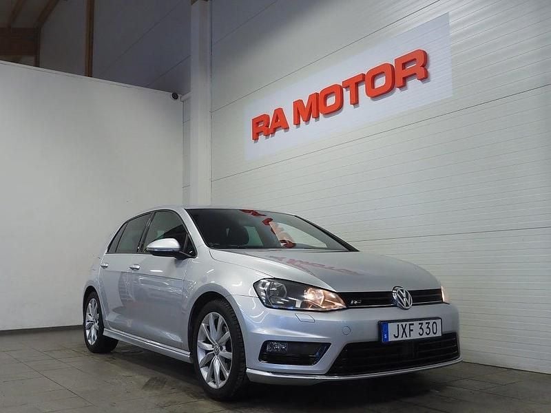 Begagnad VW Golf VII GT 150 HK (110 kW) 2016 Silver Halvkombi